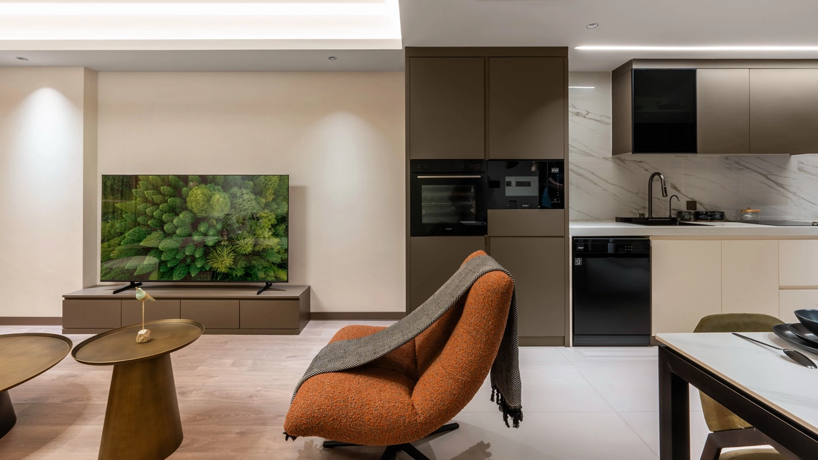 CAVALLI TOWER INTERIOR