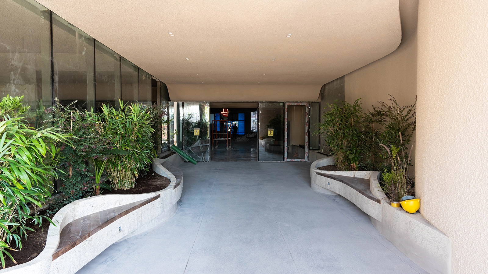 Cavalli Tower reception